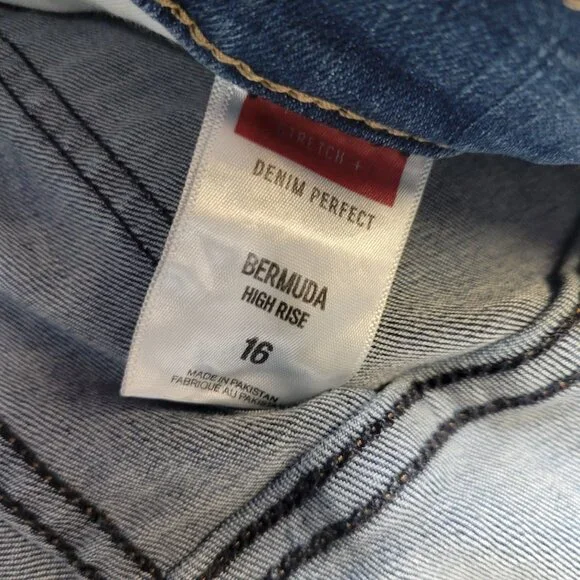 Express Women's Size 16 Jean Shorts Bermuda High Rise Cut Off - Picture 4 of 4